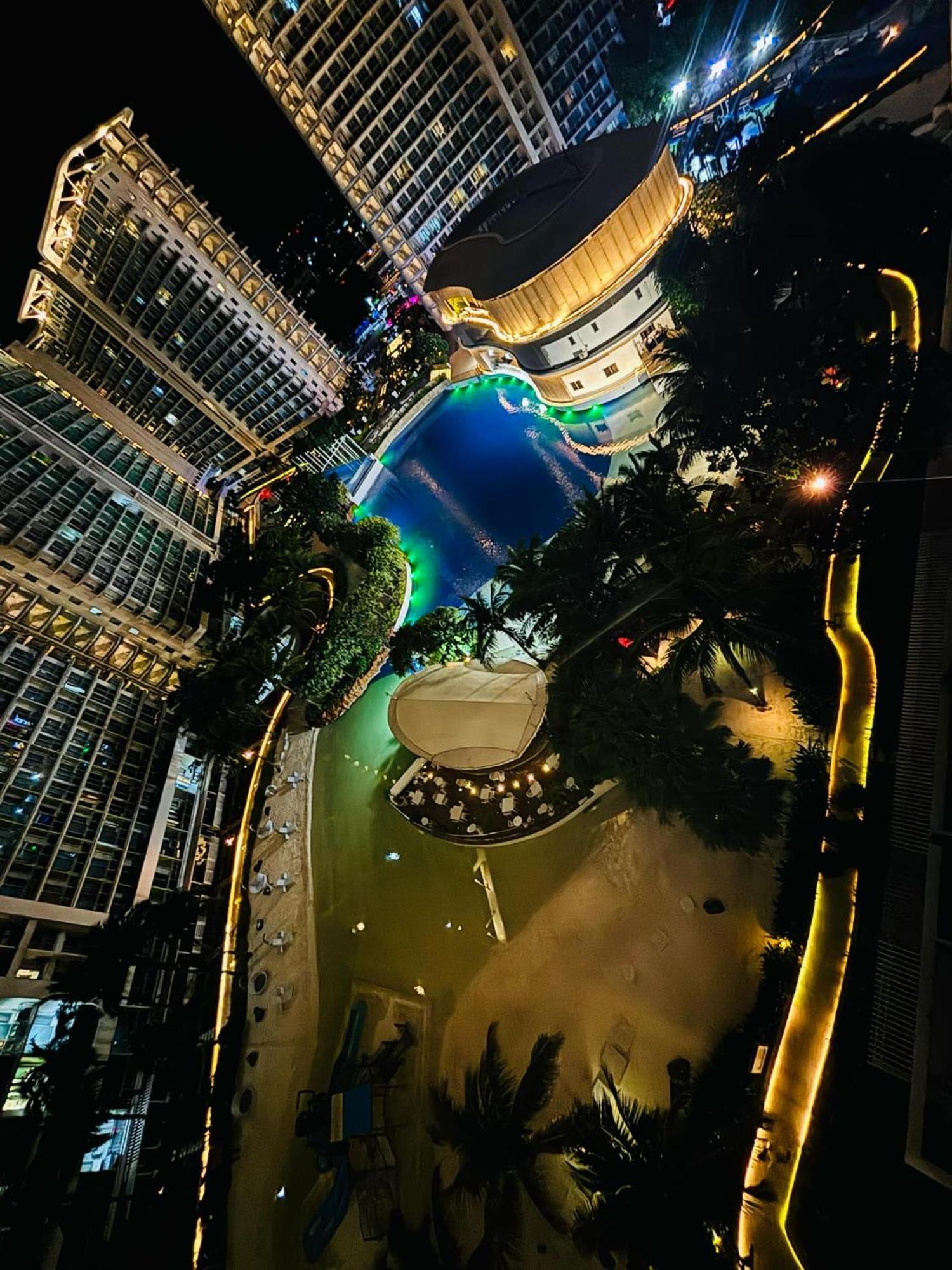 Holiday Escape Philippines マニラ市 エクステリア 写真